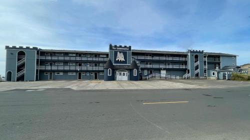 Nelscott Hotel | Sandcastle Beachfront