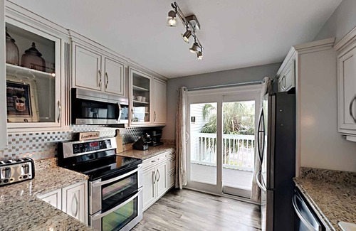 Navarre Beach House | Sandcastle Townhomes (NB) #19 | Pet Friendly!