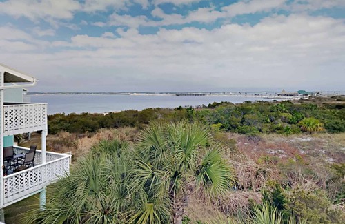 Navarre Beach House | Sandcastle Townhomes (NB) #19 | Pet Friendly!