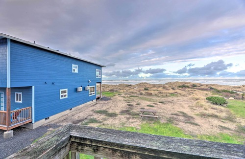 Waldport Cottage | Sanderling Sea Cottages, Unit 2: Walk to Coast!