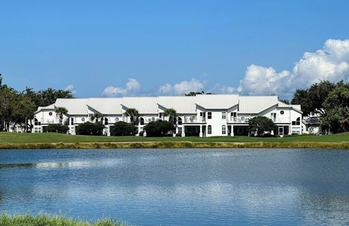 Miramar Beach House | Sandestin, Bayside, Pet friendly Two master bedrooms+bunk room Free Golf cart
