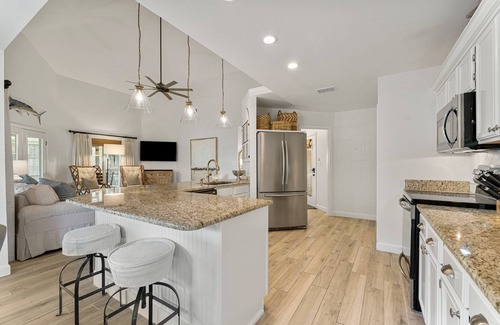 Sandestin House | Sandestin Beautiful One Story Updated Cottage 6 Seater Golf Cart Included