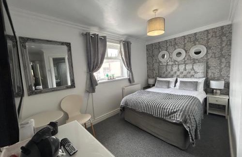 South Shore Hotel | Sandford Promenade