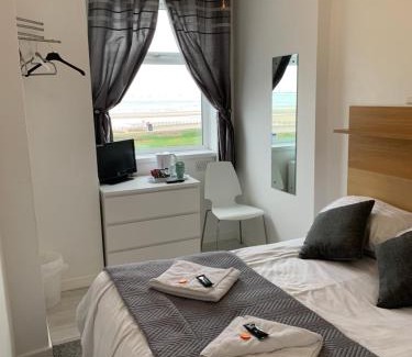 South Shore Hotel | Sandford Promenade