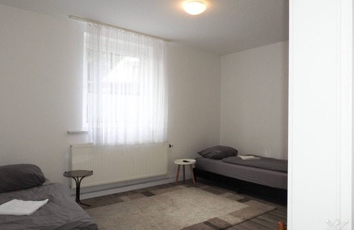 Hemelingen Apartment | Sandhofstr.3a EG Links