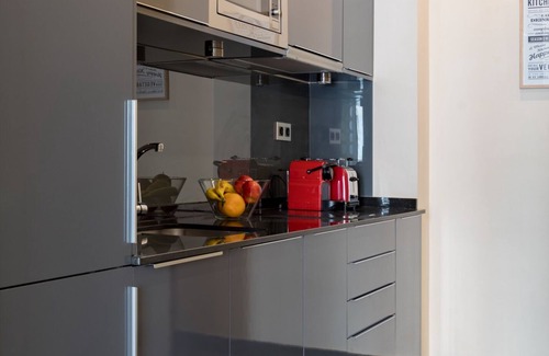 Trafalgar Apartment | Sandoval - 1 Bedroom with Sofa Bed