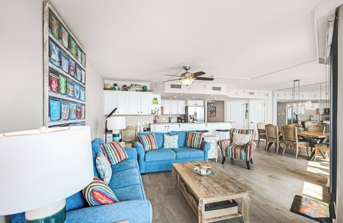 Port Aransas Condo | Sandpiper #602: Beachfront 2 Bedroom 2 Bathroom With Spectacular Views and 24 Hour Management
