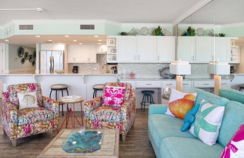 Port Aransas Condo | Sandpiper Condominiums 908, Panoramic Gulf Views w/direct access to Mustang Island/Port A beaches.