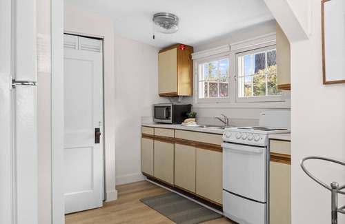 Traverse City Cabin | Sandpiper Cottage 3 S