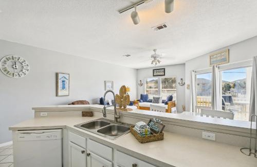 Holiday Isle Apartment | Sandpiper Cove 9210- by Holiday Isle Properties