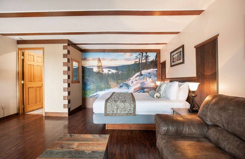 Ocean Shores Hotel | Sandpiper - Queen Studio Room at Wanderlust Inn, Pet Friendly