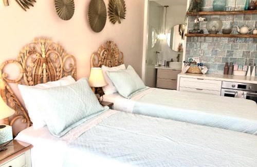 Newport Apartment | Sandpiper Studio