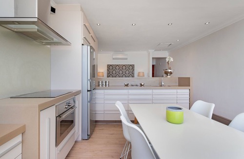 Mouille Point Apartment | Sandringham 45 - Studio Apartment, Sleeps 2