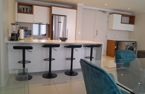 Greater Johannesburg Metropolitan Area Apartment | Sandton Smart Apartment Eighteen