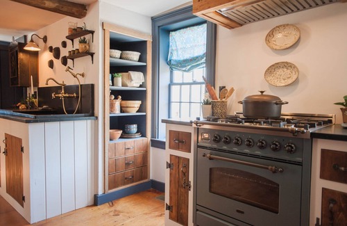 Sandwich House | Sandwich Cape Cod Antique Colonial - The Deacon Eldred House
