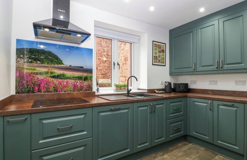 Minehead Cottage | SANDY BOTTOM, family friendly, country holiday cottage in Minehead