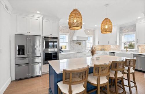 Sagamore Beach House | Sandy Clydesdale: Sagamore Beach Sandwich