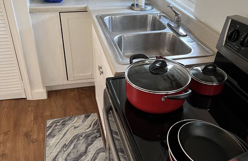 East Ocean View Cottage | Sandy Mutts at the Beach