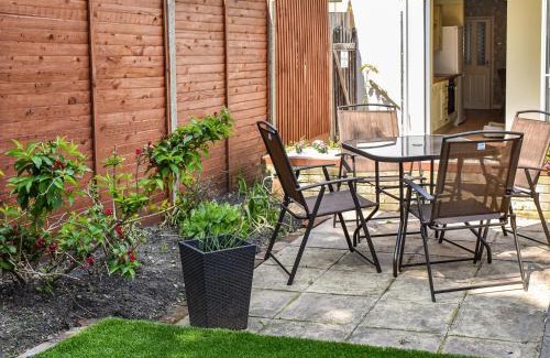 Gorleston-on-Sea House | Sandy Paws