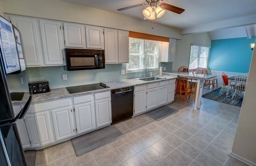 Tuckahoe House | Sandy Shoals | 820 ft from the beach | Private Pool | Duck
