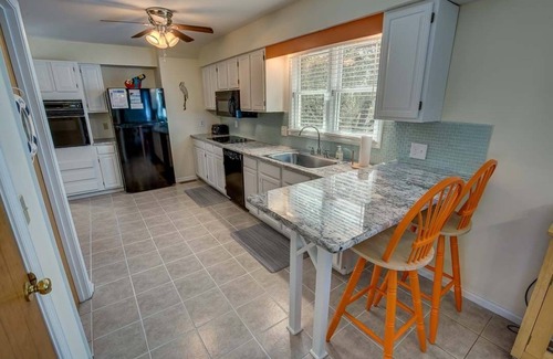 Tuckahoe House | Sandy Shoals | 820 ft from the beach | Private Pool | Duck