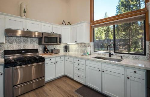 Tahoe Vista House | Sandy Shores Villa