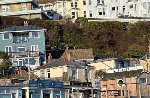 Ventnor Apartment | Sandy Toes - awesome beach view and access