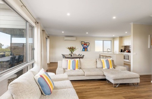 Smiths Beach House | Sandy Toes Retreat in Smiths Beach
