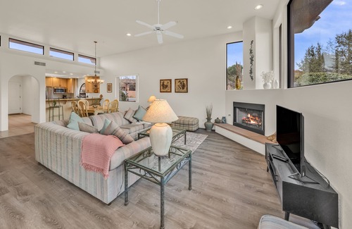 West Sedona House | *SANITIZED* ~ Santa Susana ~ 2BR/2BA Single Level Townhome in West Sedona with Superior Views