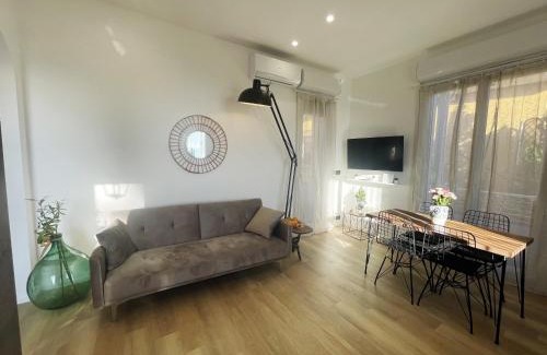 Sanremo Apartment | Sanremo vacanze zen vue mer 5 mn plage 20 mn Ariston WIFI