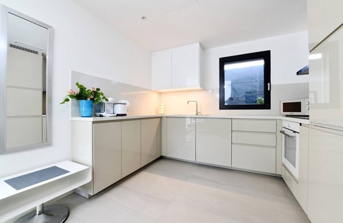 Caslano Villa | Sans Souci 1 - Swisshomebnb