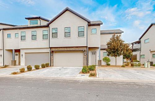 Ivins House | Santa Clara Starlight-Ocotillo 9