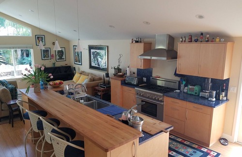 Eastside Santa Cruz House | Santa Cruz beach house with pool and hot tub, steps away from Twin Lakes beachn