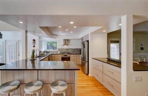 Westside Santa Cruz House | ☀️ ☀️ SANTA CRUZ “SEA SAND SURF” DOG FRIENDLY GETAWAY with POOL +HOT TUB☀️ ☀️
