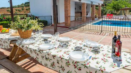 Archidona House | Santa Marta Archidona by Ruralidays