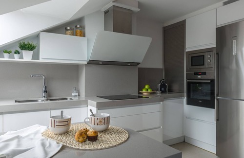 O Milladoiro Apartment | "SantaMaría III" New and modern penthouse 4km from Santiago, with WiFi-Netflix-HBO