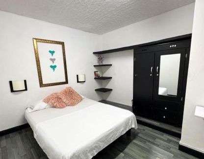 San Antonio House | Santiago Dc Hostal 420 weedfriendly