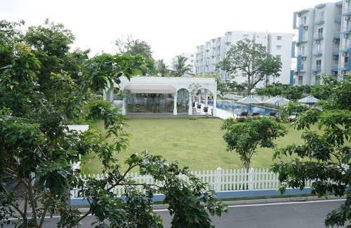 Dalupotha Apartment | Santorini 2-BR Resort apartment Between Negombo Beach and International Airport