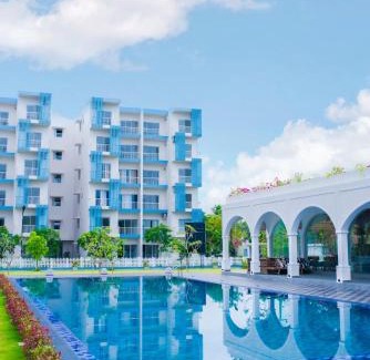 Negombo Apartment | Santorini 2BR Resort Apt - Negombo Beach & Airport