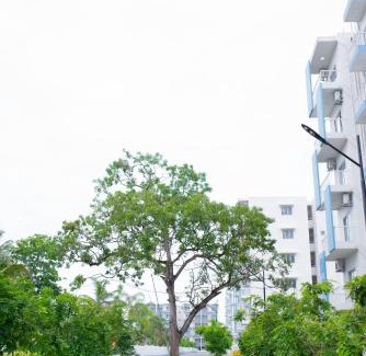 Negombo Apartment | Santorini 2BR Resort Apt - Negombo Beach & Airport