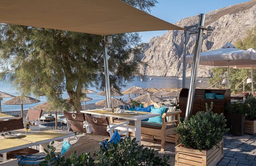 Kamari Apartment | Santorini Crystal Blue