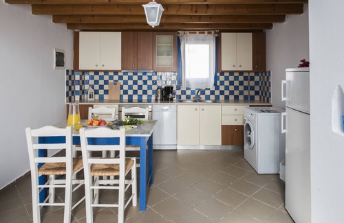 Messaria Apartment | Santorini Traditional Suites