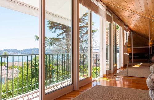Lisbon Old Town Apartment | Santos River View Terrace - Boutique Duplex