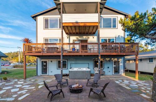 Pacific City House | Santosha