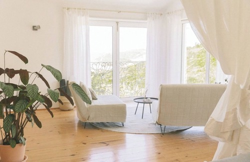 Barril de Cima Villa | SÃONE Guesthouse - a hidden sanctuary next to the vibrant surf town of Ericeira