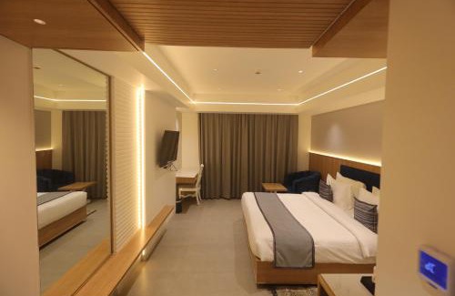 Bhopal Hotel | Sapphire Blue