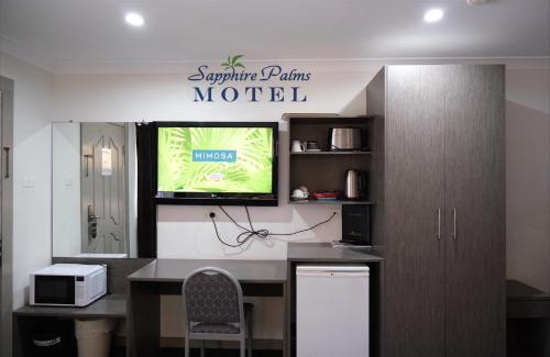 The Entrance Hotel | Sapphire Palms Motel