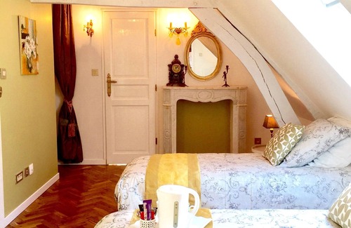 Elincourt-Sainte-Marguerite Bed & Breakfast | Sarah Room: Maison Elincourt B&B/Bed and Breakfast and Spa + breakfast + Spa