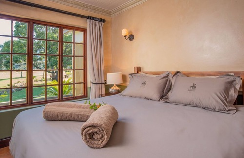 Waterval Boven Hotel | Saragossa Game Reserve