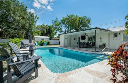 Sarasota Villa | Sarasota Resort-Like Living Near Siesta Key For 10